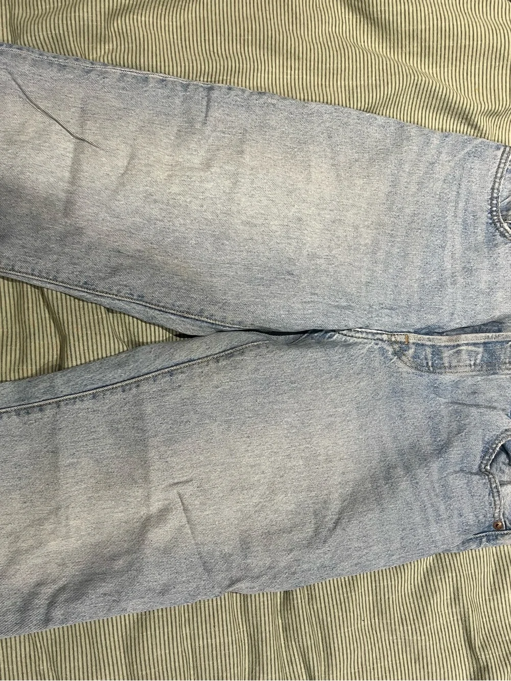 Levi 501’s - size 29W - Picture 3 of 5